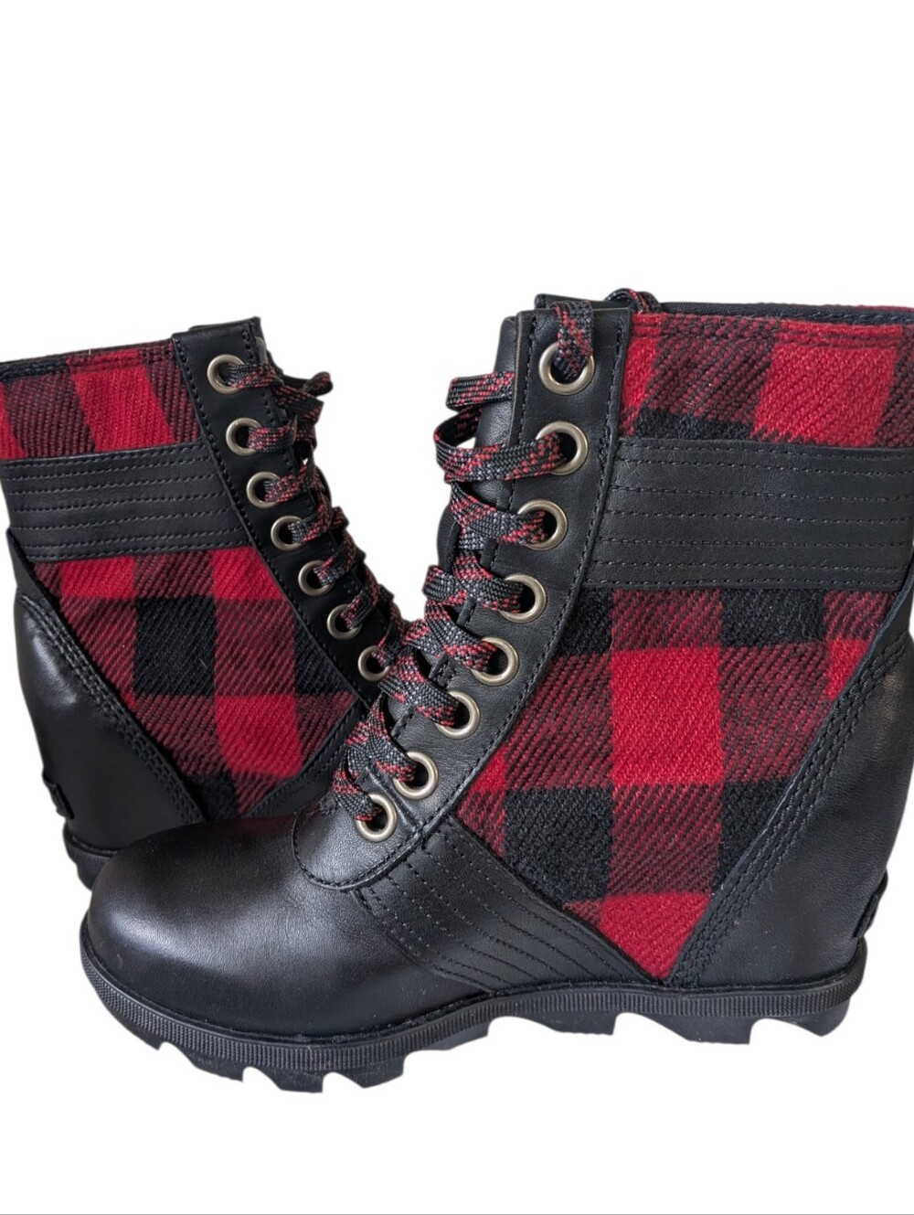 Sorel Black & Burgundy Plaid Lace-Up Wedge Ankle Boots. .Size 6.5